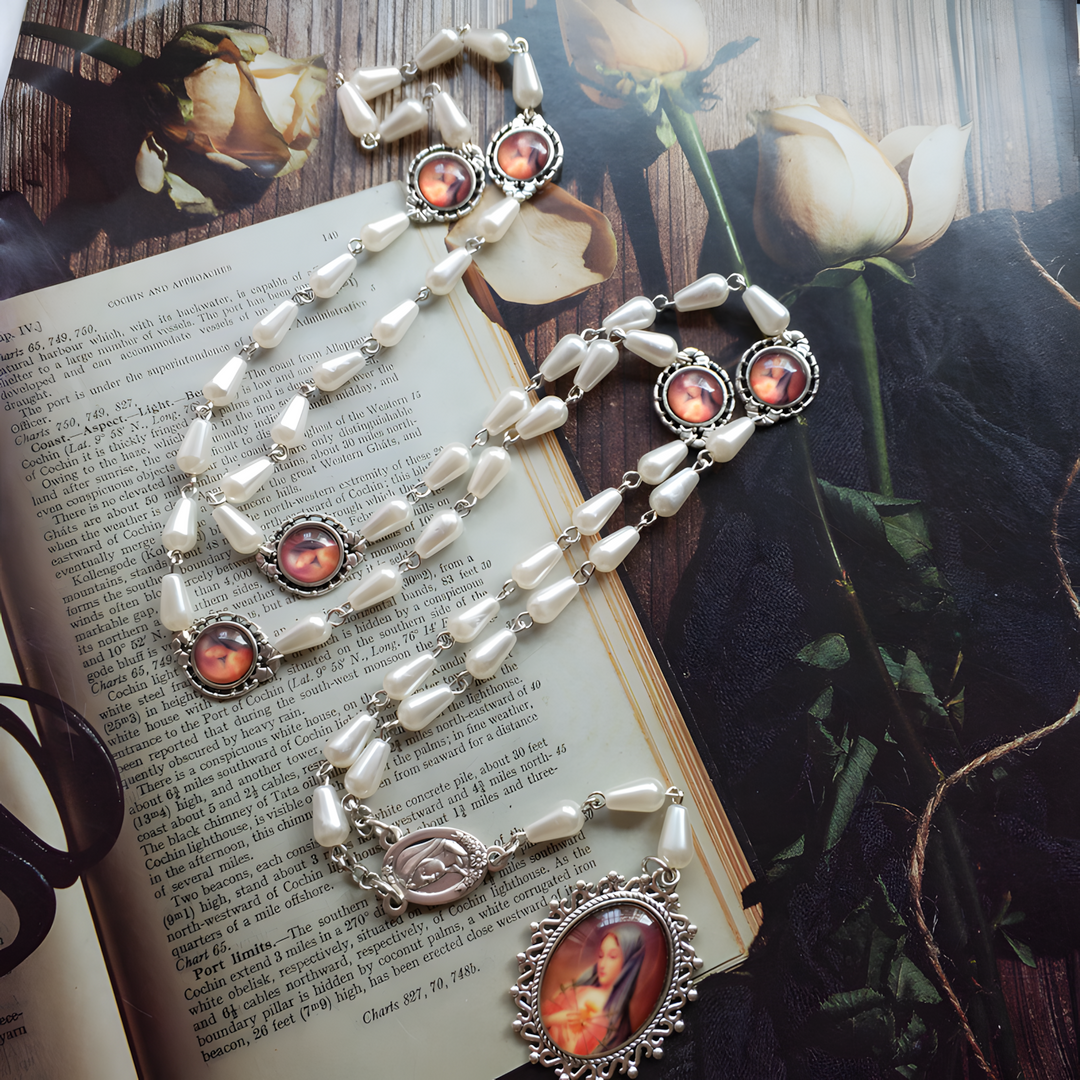 BlessingTree Our Lady of Guadalupe & Crucifix of 5×10 mm Drop-shaped White Acrylic Glass Rosary Necklace