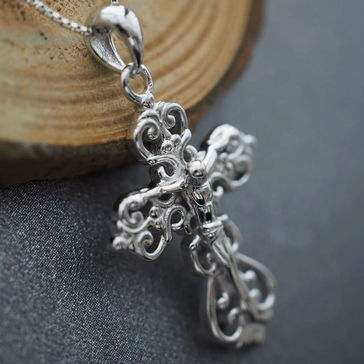 BlessingTree Vintage 925 Silver Filigree Crucifix Pendant Necklace