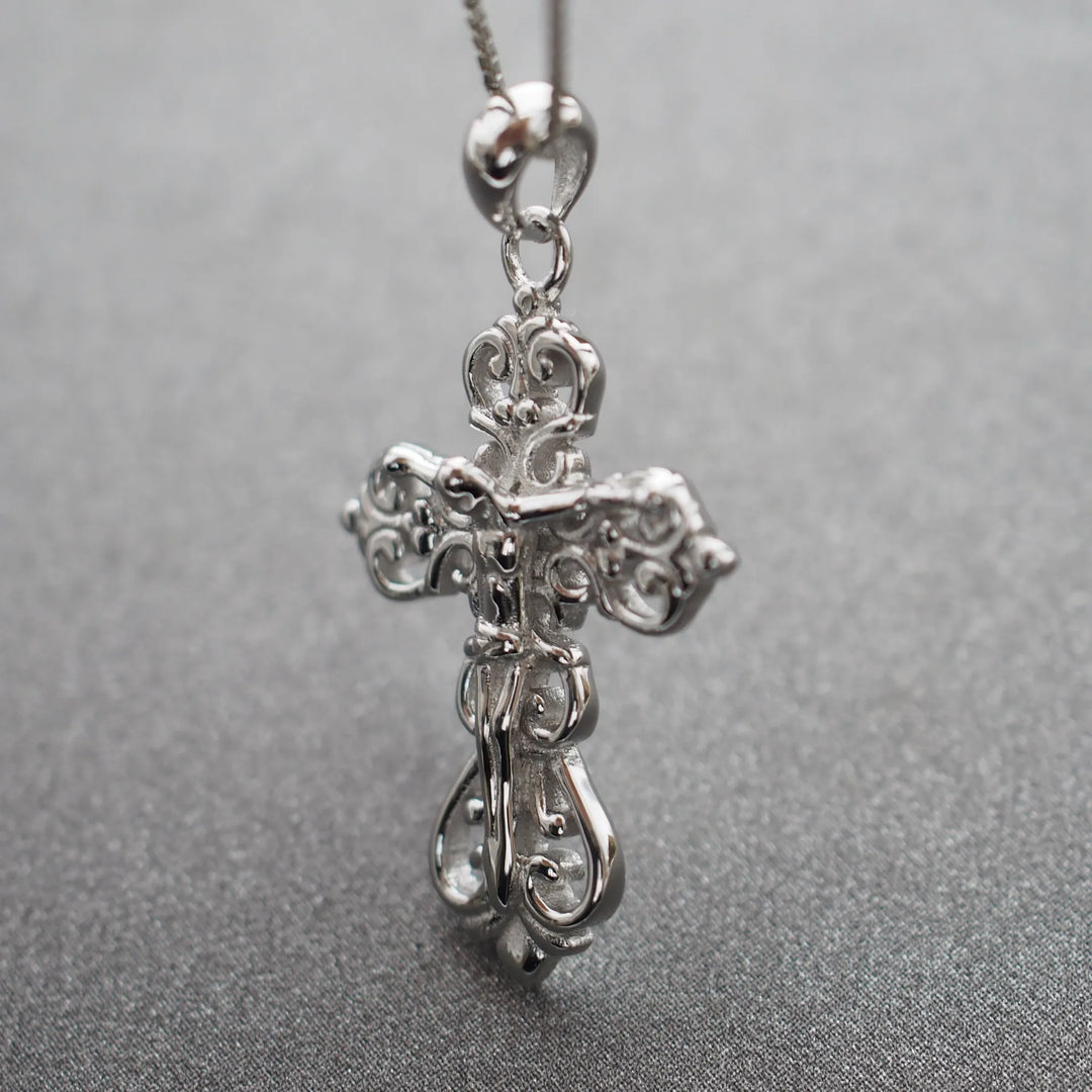 BlessingTree Vintage 925 Silver Filigree Crucifix Pendant Necklace
