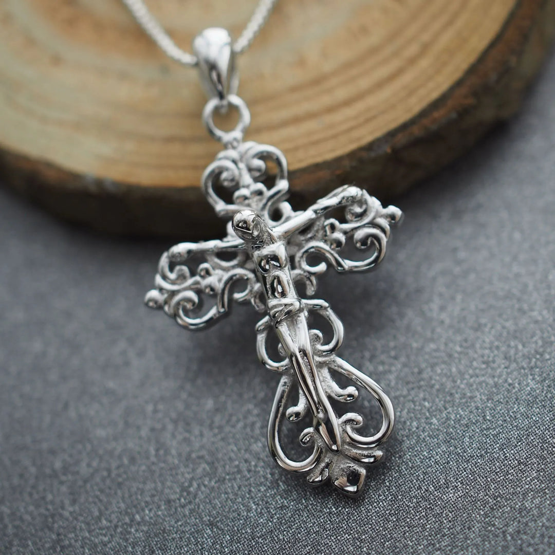 BlessingTree Vintage 925 Silver Filigree Crucifix Pendant Necklace