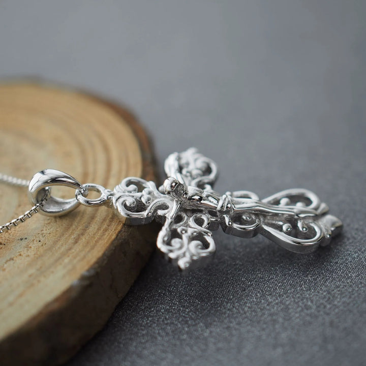 BlessingTree Vintage 925 Silver Filigree Crucifix Pendant Necklace