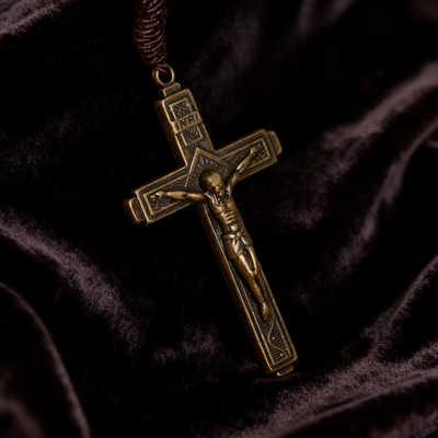 BlessingTree Green Stone Catholic Rosary Necklace with Crucifix and Mary Medal