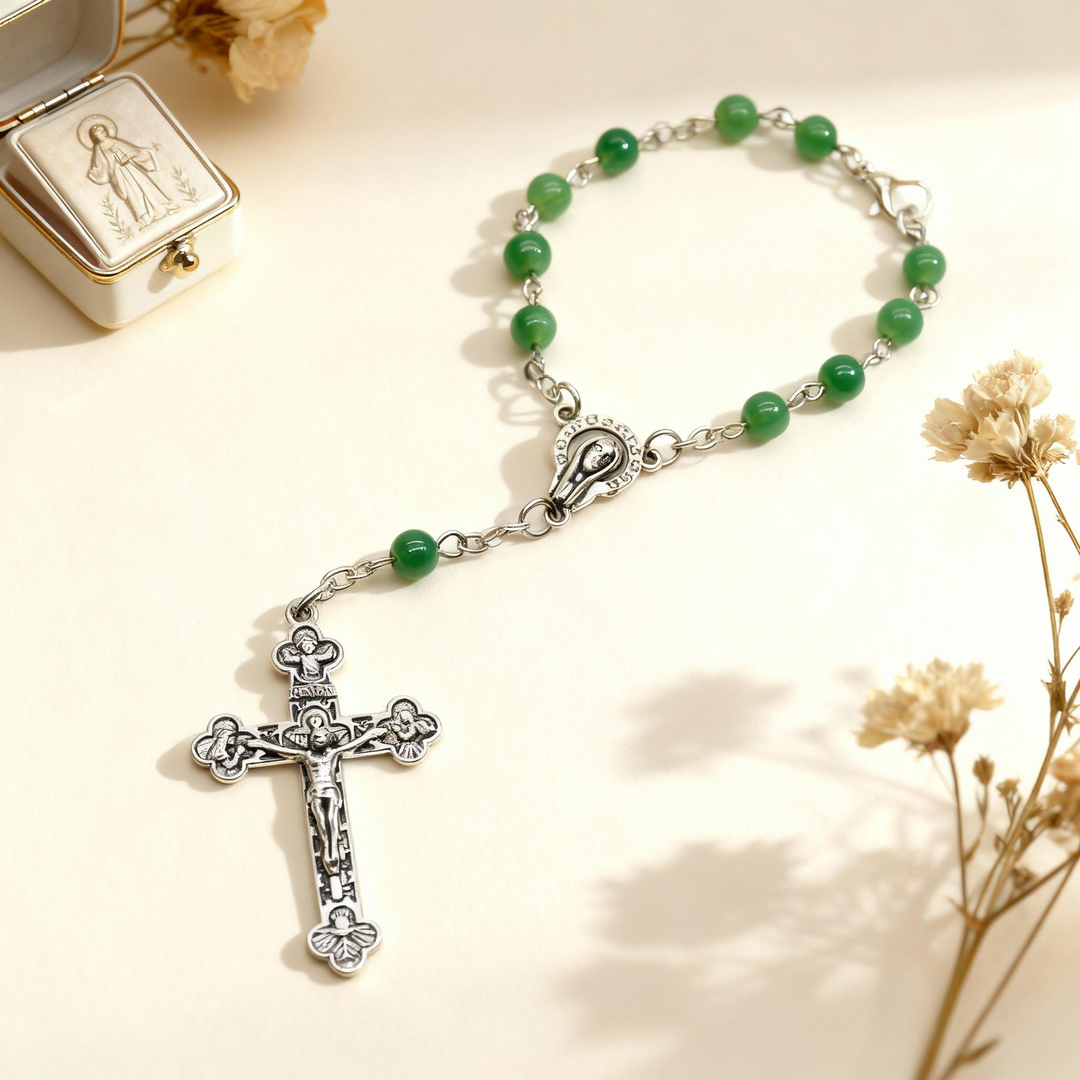 BlessingTree Pocket Rosary Bracelet – 6 mm Green Alloy Beads with Silver Crucifix