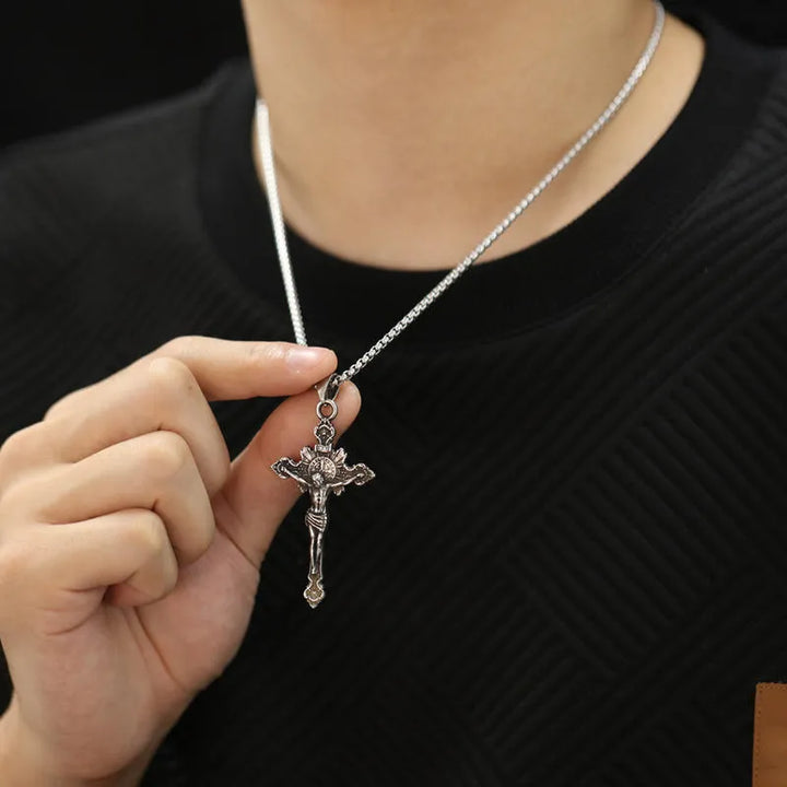 BlessingTree Stainless Steel INRI Crucifix Necklace with Jesus Figure Catholic Cross Pendant