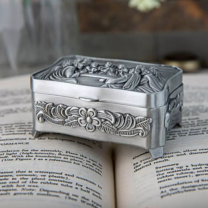 BlessingTree Vintage Zinc Alloy Jewelry &amp; Rosary Storage Box